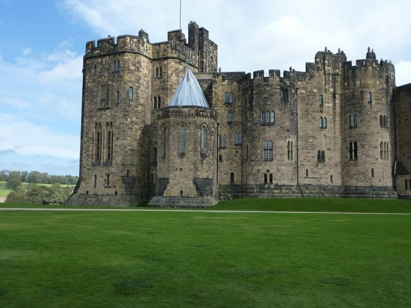 ¿El Castillo de Hogwarts existe de verdad? Sí, se llama Castillo de Alnwick