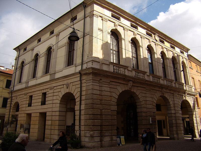 Palazzo Roncale Rovigo Michele Sanmicheli 1