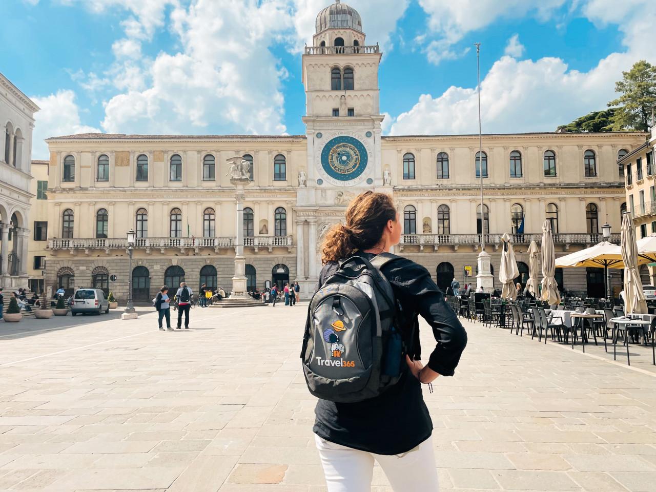 Piazza dei Signori 1