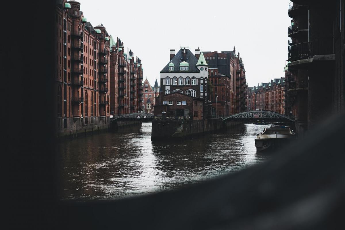 castle with moat hamburg