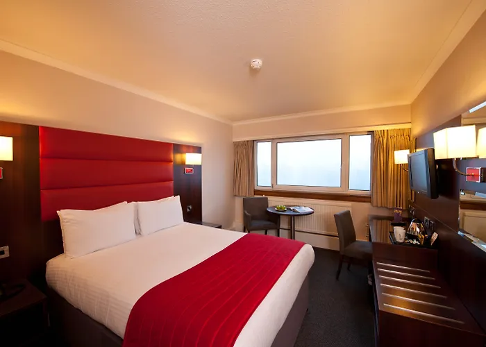 Hotels near West Nile Street Glasgow: Uncover the Perfect Accommodations