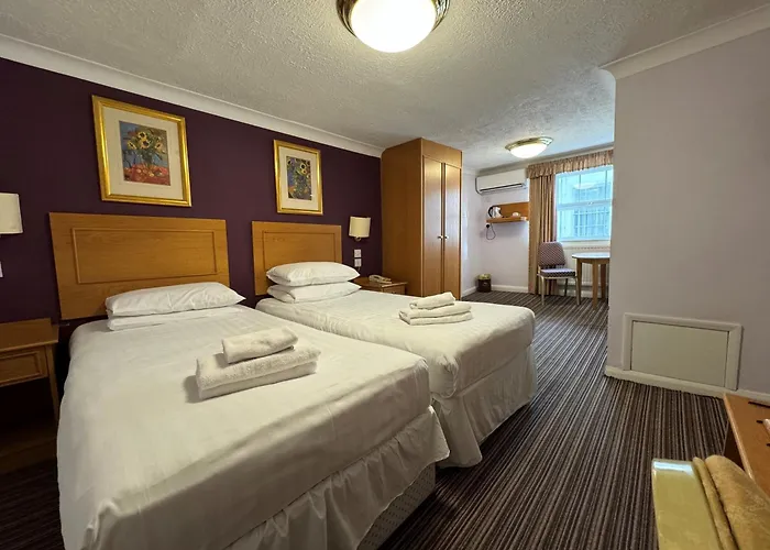 Best Worthing Hotels: Find Your Ideal Accommodation in the United Kingdom