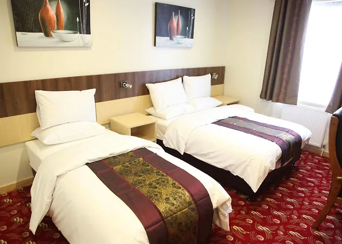 Explore the Top Hotels in Huddersfield HD1 for an Unforgettable Experience