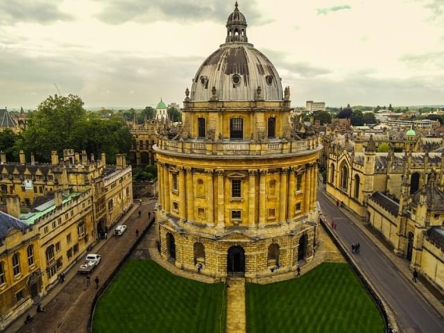 What to see in Oxford, where it is and when to go