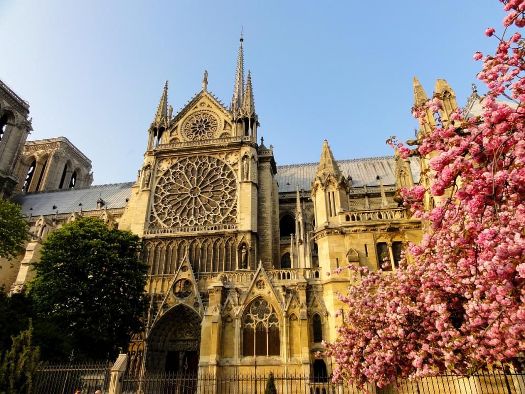 Paris itinerary in a day